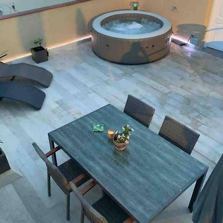 델테브레 Casa Del Arbol En El Delta Del Ebro 아파트 외부 사진